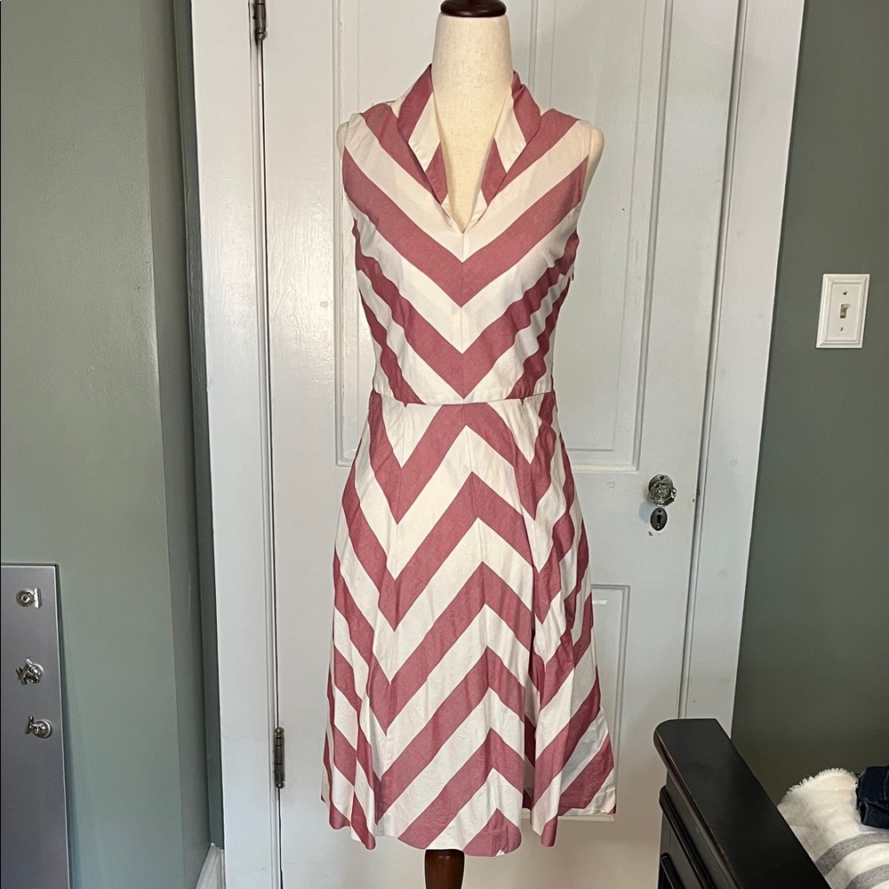 Isaac Mizrahi Mauve and Cream Chevron Midi Dress